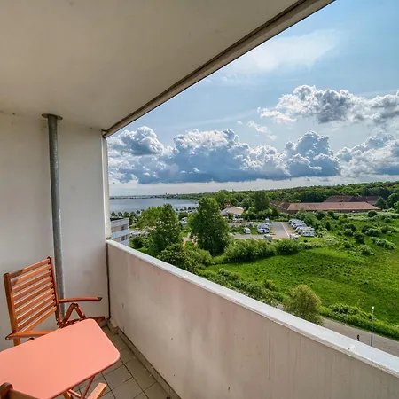- Haus N, App 0n0812 Appartement