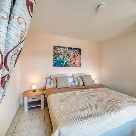 - Haus N, App 0n0812 Heiligenhafen